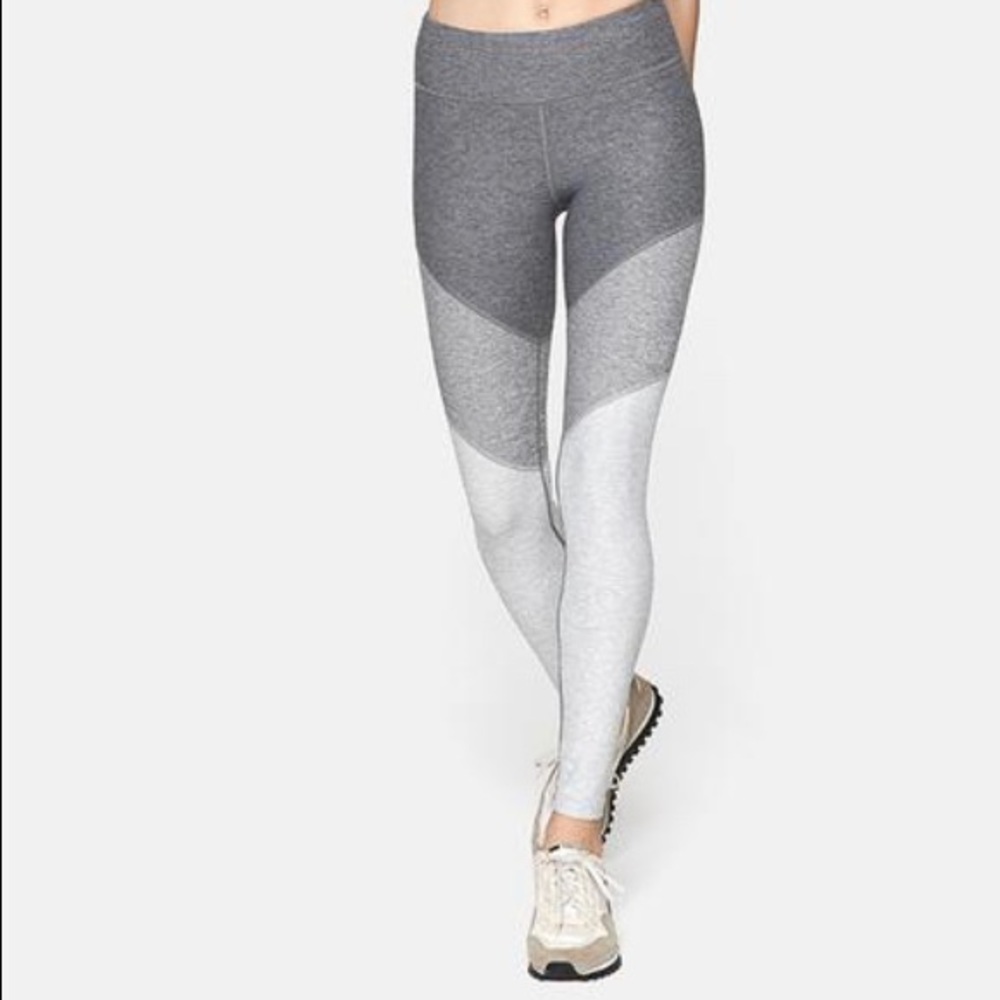 Outdoor Voices 7/8 Spring Leggings SZ L